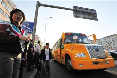 教育部6個(gè)校車運(yùn)營(yíng)試點(diǎn)現(xiàn)狀