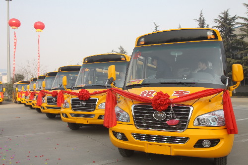 從“憂其行”到“優(yōu)其行” 宇通與中國(guó)校車市場(chǎng)共成長(zhǎng)