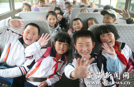 威海計(jì)劃3年時(shí)間實(shí)現(xiàn)新校車全覆蓋（圖）