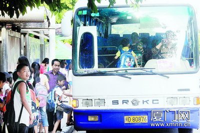 廈門校車3年內更換為國標專用校車 