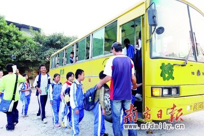 東莞：換購(gòu)校車最高補(bǔ)貼35萬(wàn)元(圖)