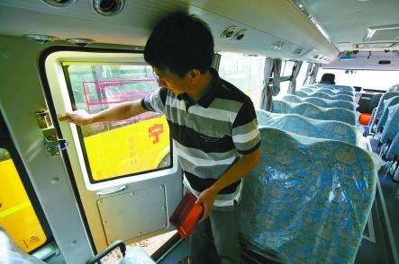 江北農(nóng)村孩子將坐新校車上下學 每人每天收費2元(圖)