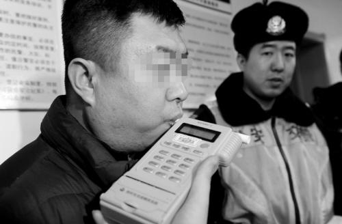 沈陽(yáng)警方：11月148人醉駕被刑拘 8起校車違法