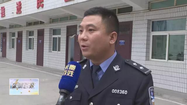 陜西渭南：面包車充當(dāng)校車 核載7人竟然實(shí)載15人