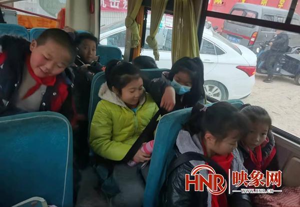 平輿縣古槐街道：關(guān)注校車安全管理 護佑學(xué)生生命安全