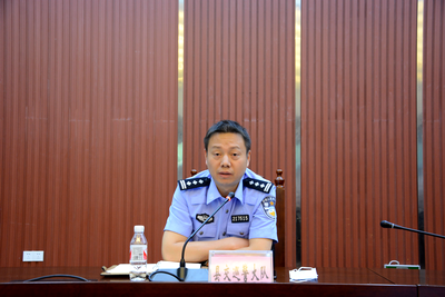 忠縣教委召開(kāi)全縣5月校車安全管理培訓(xùn)工作例會(huì)