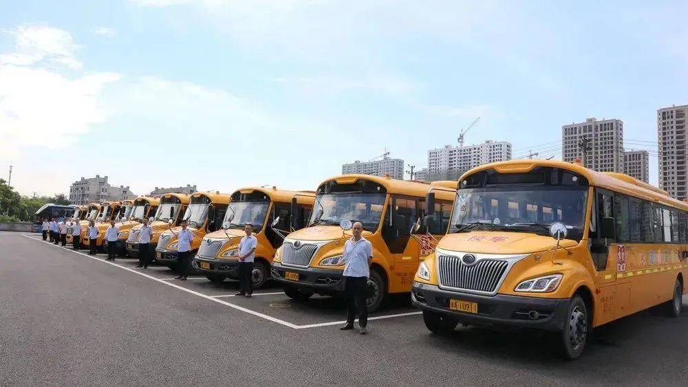 兒童友好|童心童行共享美好，校車提質擴面運行，助力兒童友好城區建設！
