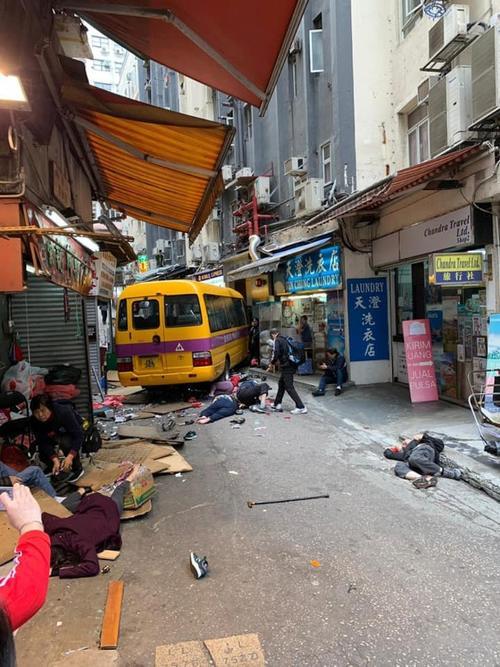 香港“無人校車”失控致3死11傷，初步懷疑手剎沒拉好