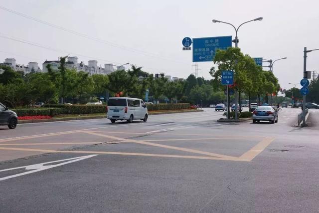 根除“黑校車”,光靠打擊遠(yuǎn)遠(yuǎn)不夠