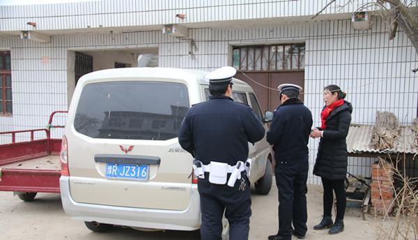 南陽社旗一天查處2起嚴(yán)重違法校車，駕駛員被處罰