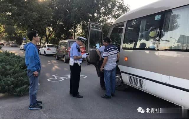開學首日昌平區檢查校車和接送學生車輛，未發現車輛超員現象
