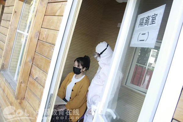 即將復(fù)學(xué)如何做好疫情防控？杭實外開展“情景式”防疫演練，提升疫情防控應(yīng)急處置能力